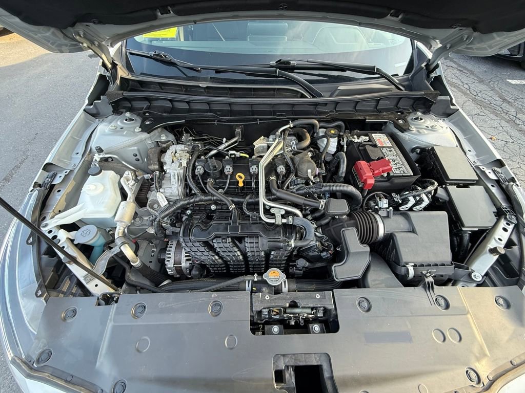 Used 2023 Nissan Altima 2.5 SV FWD image 12