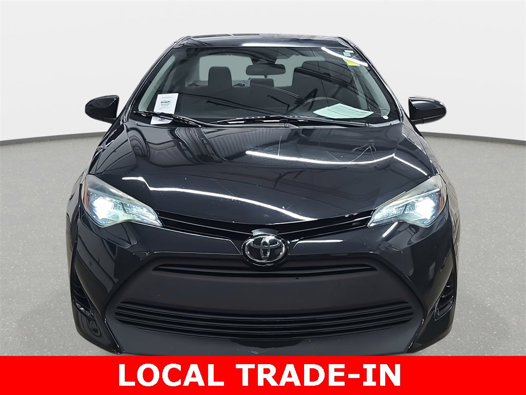 Used 2018 Toyota Corolla LE image 2