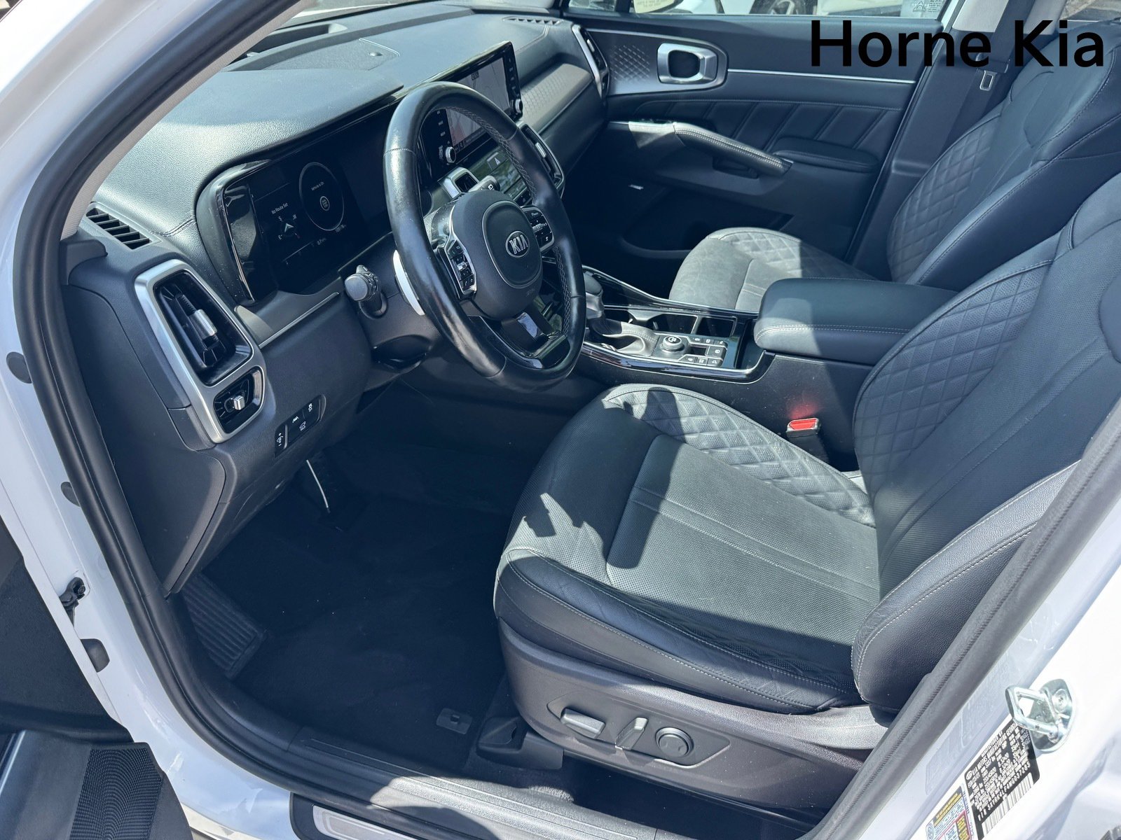 Used 2021 Kia Sorento SX image 9