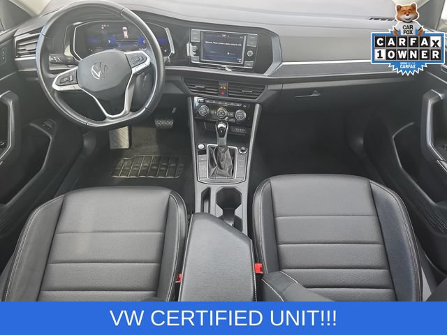 Used 2024 Volkswagen Jetta SE FWD image 9