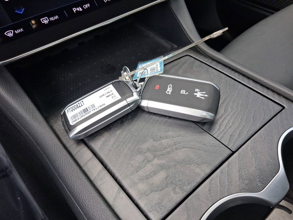 Used 2023 Maserati Grecale Modena image 23