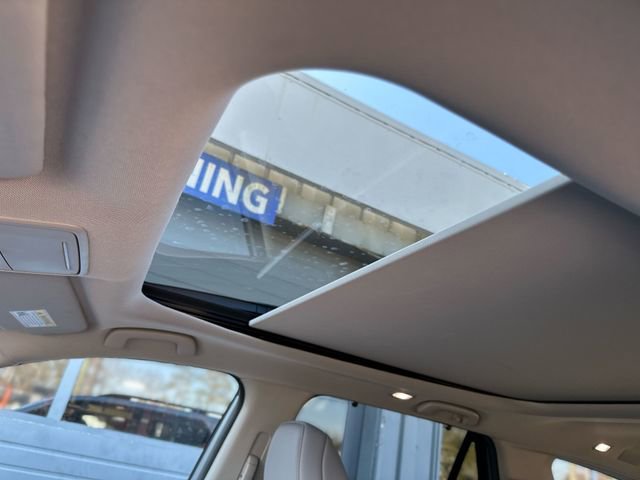 Used 2025 Honda Pilot Touring image 23