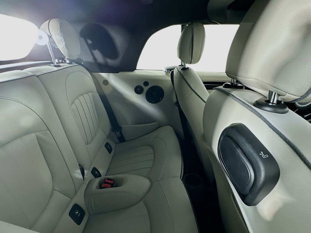 Used 2018 MINI Cooper Convertible image 27