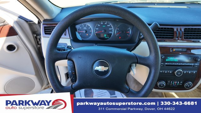Used 2009 Chevrolet Impala LT FWD image 22