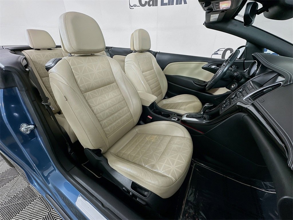 Used 2016 Buick Cascada Premium image 33