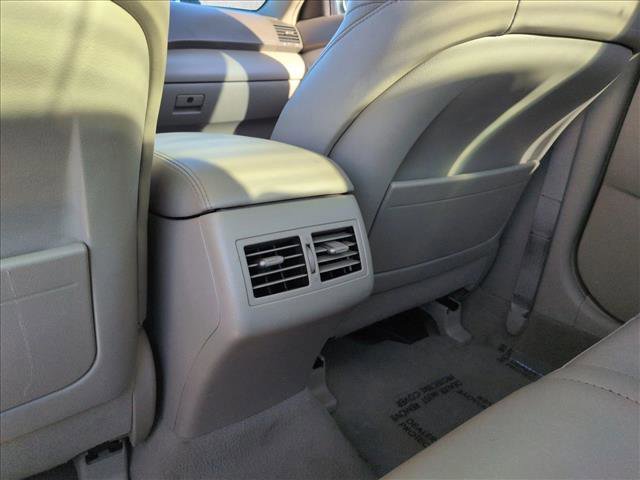 Used 2007 Toyota Camry XLE image 16