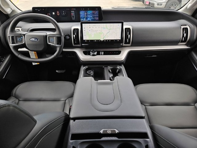 New 2026 Ford Expedition Active RWD image 19