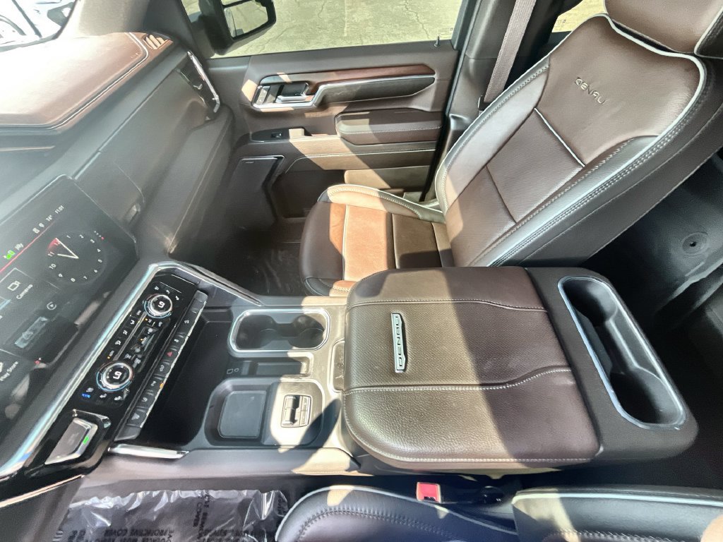 Used 2024 GMC Sierra 2500 Denali w/ Denali Reserve Package AWD/4WD image 20