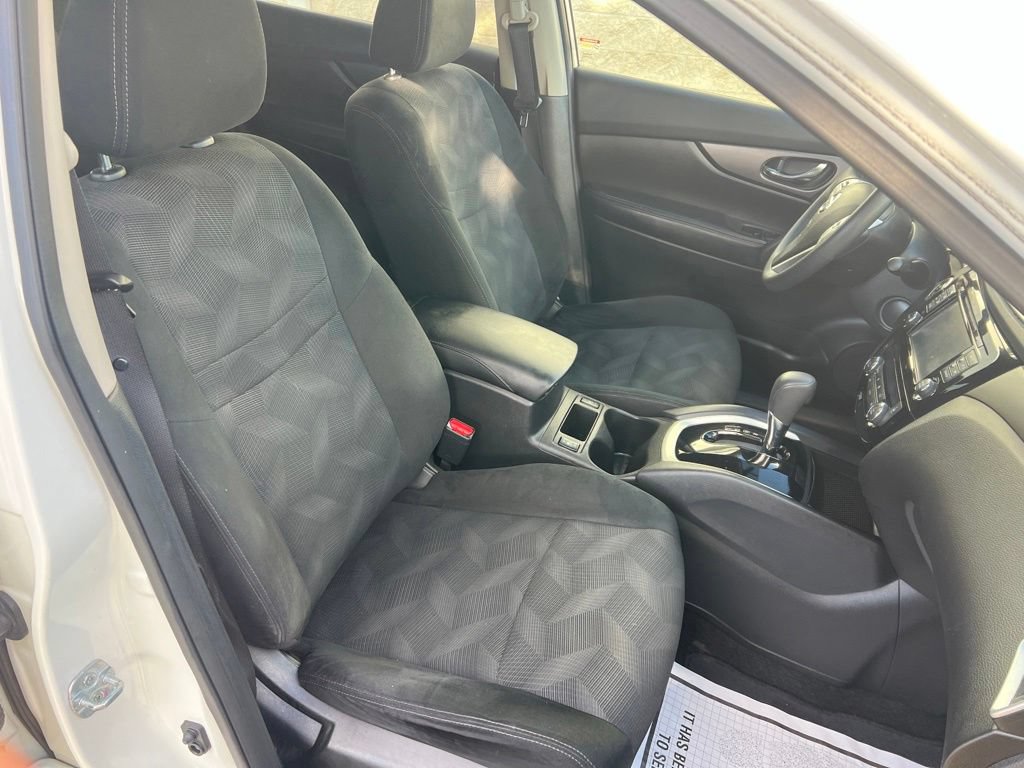 Used 2016 Nissan Rogue SV w/ SV Premium Package AWD/4WD image 14