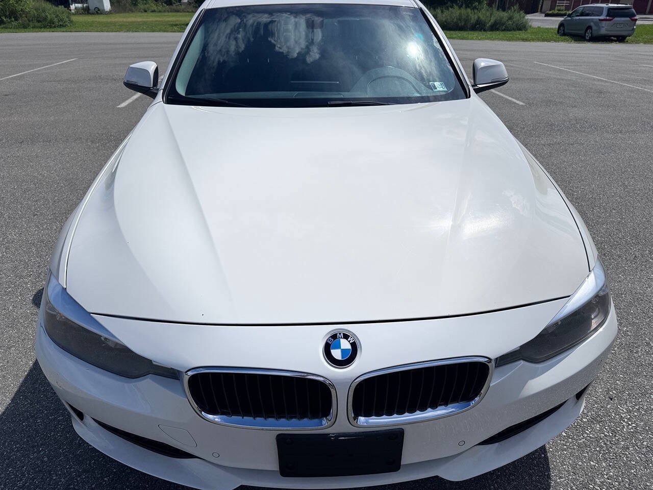 Used 2014 BMW 328d xDrive Sedan AWD/4WD image 2