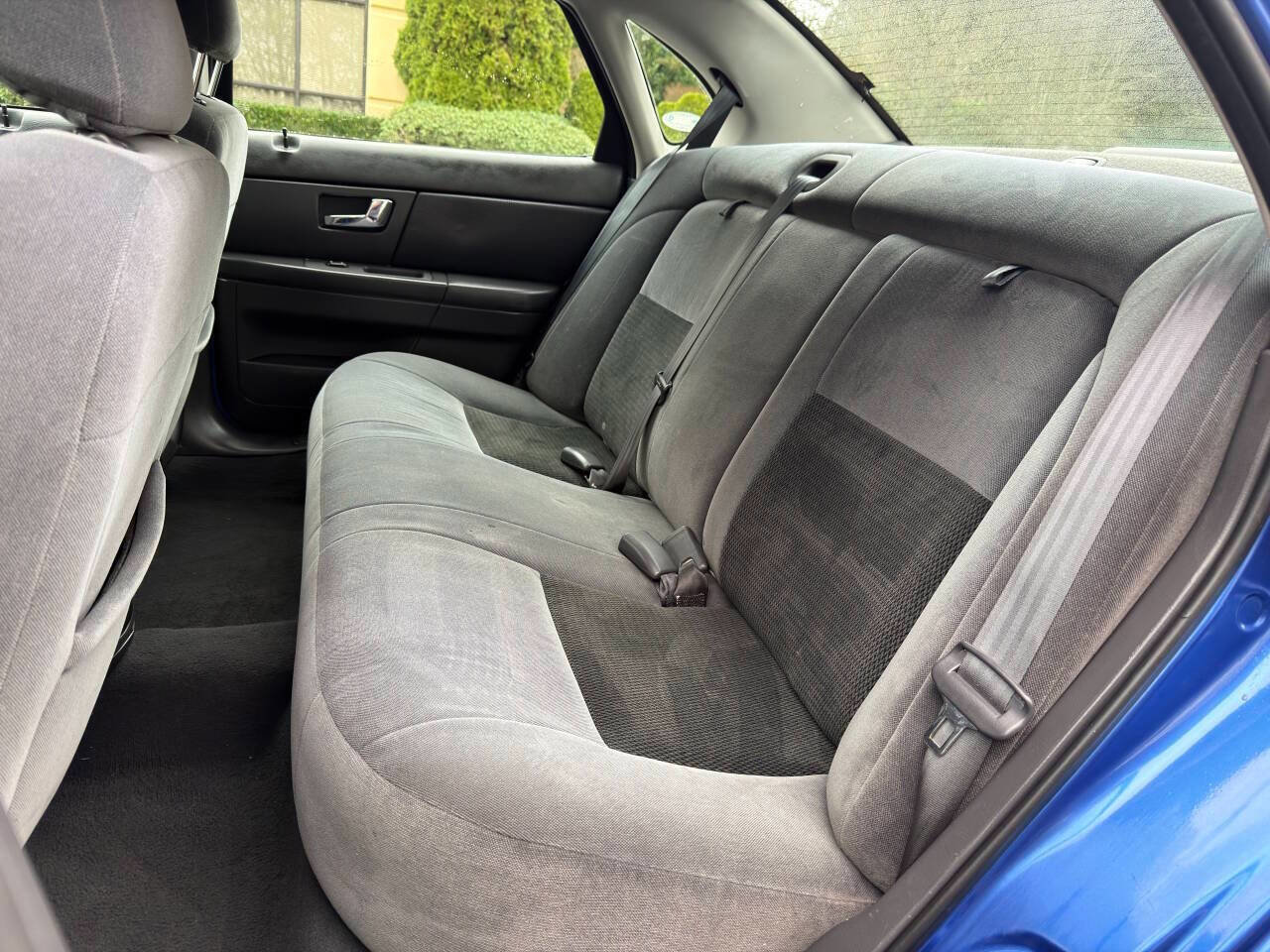 Used 2003 Ford Taurus SE image 19