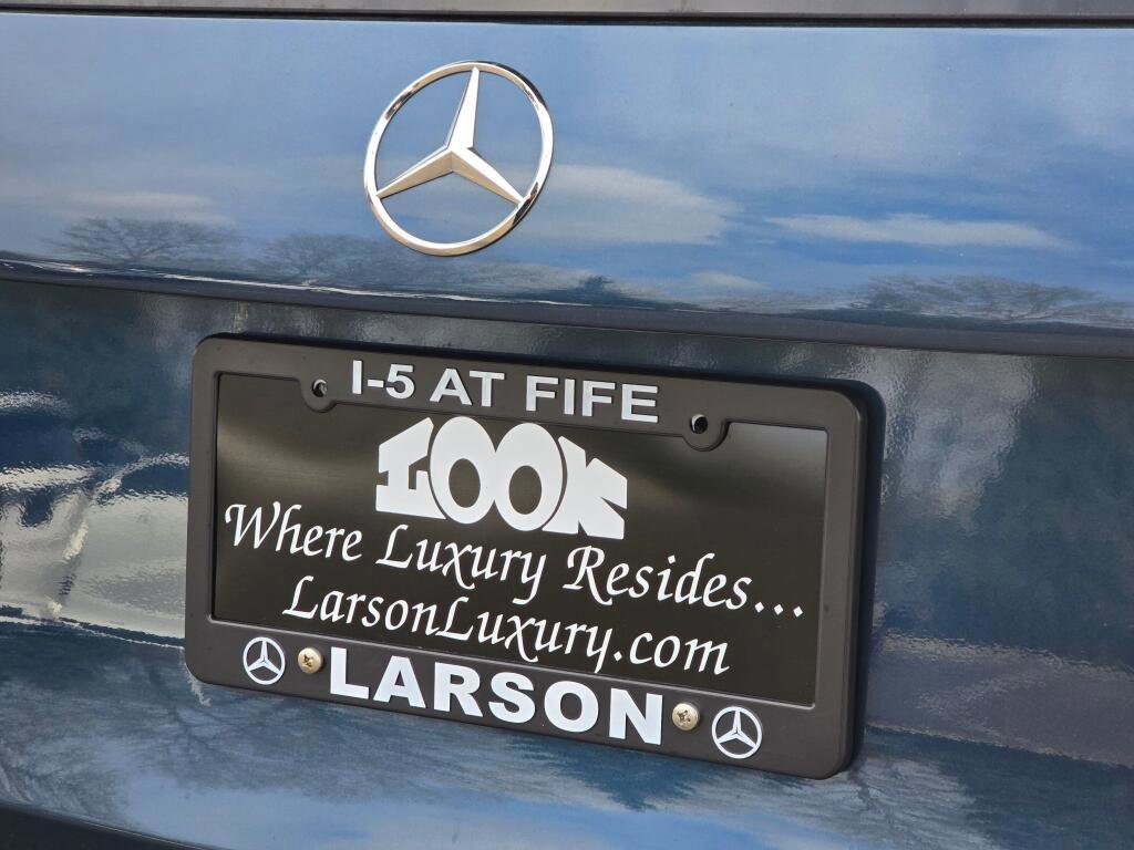 Used 2023 Mercedes-Benz GLB 250 4MATIC w/ Premium Package image 33