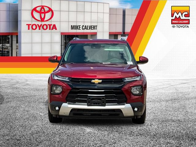 Used 2023 Chevrolet TrailBlazer LT w/ LPO, Blackout Package FWD image 8