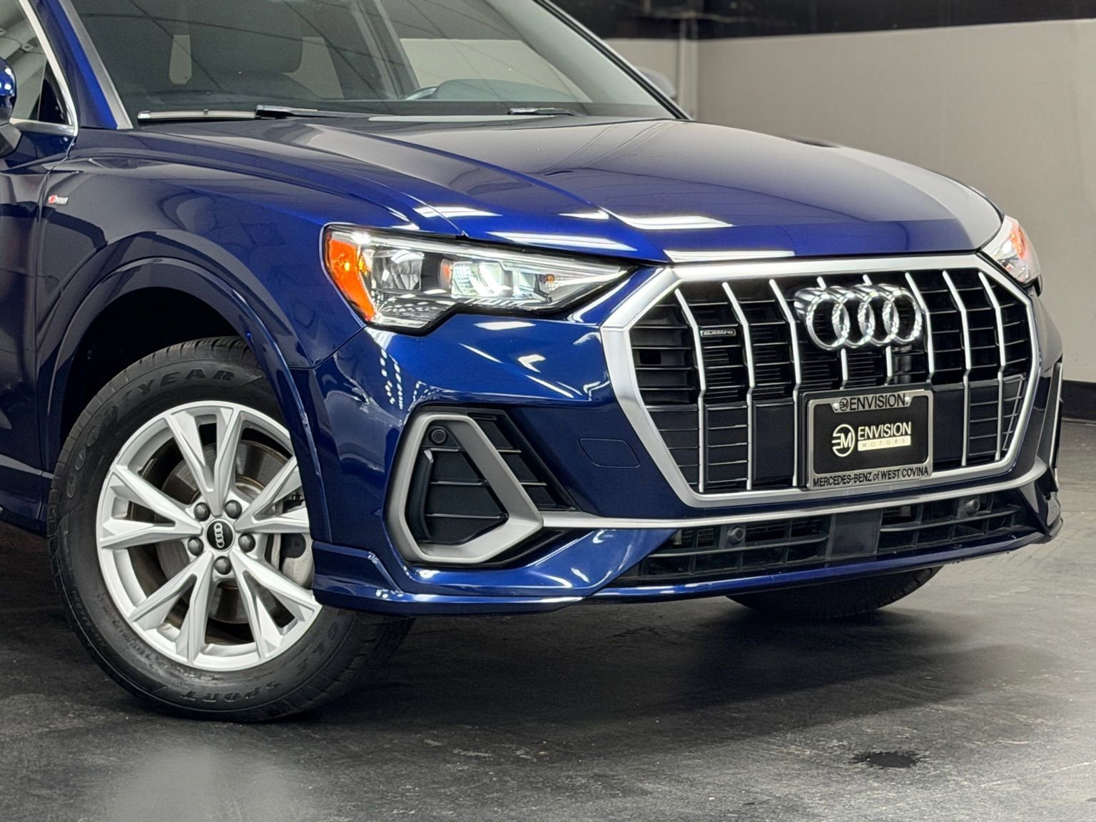 Used 2022 Audi Q3 2.0T Premium image 3