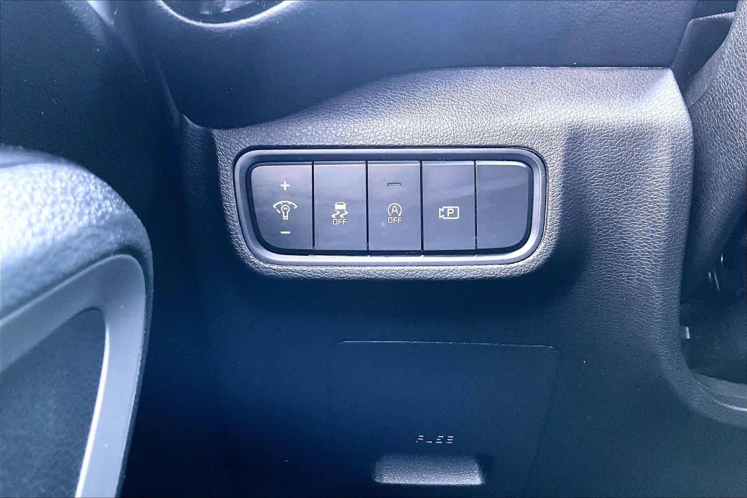 Used 2024 Kia Soul S FWD image 33