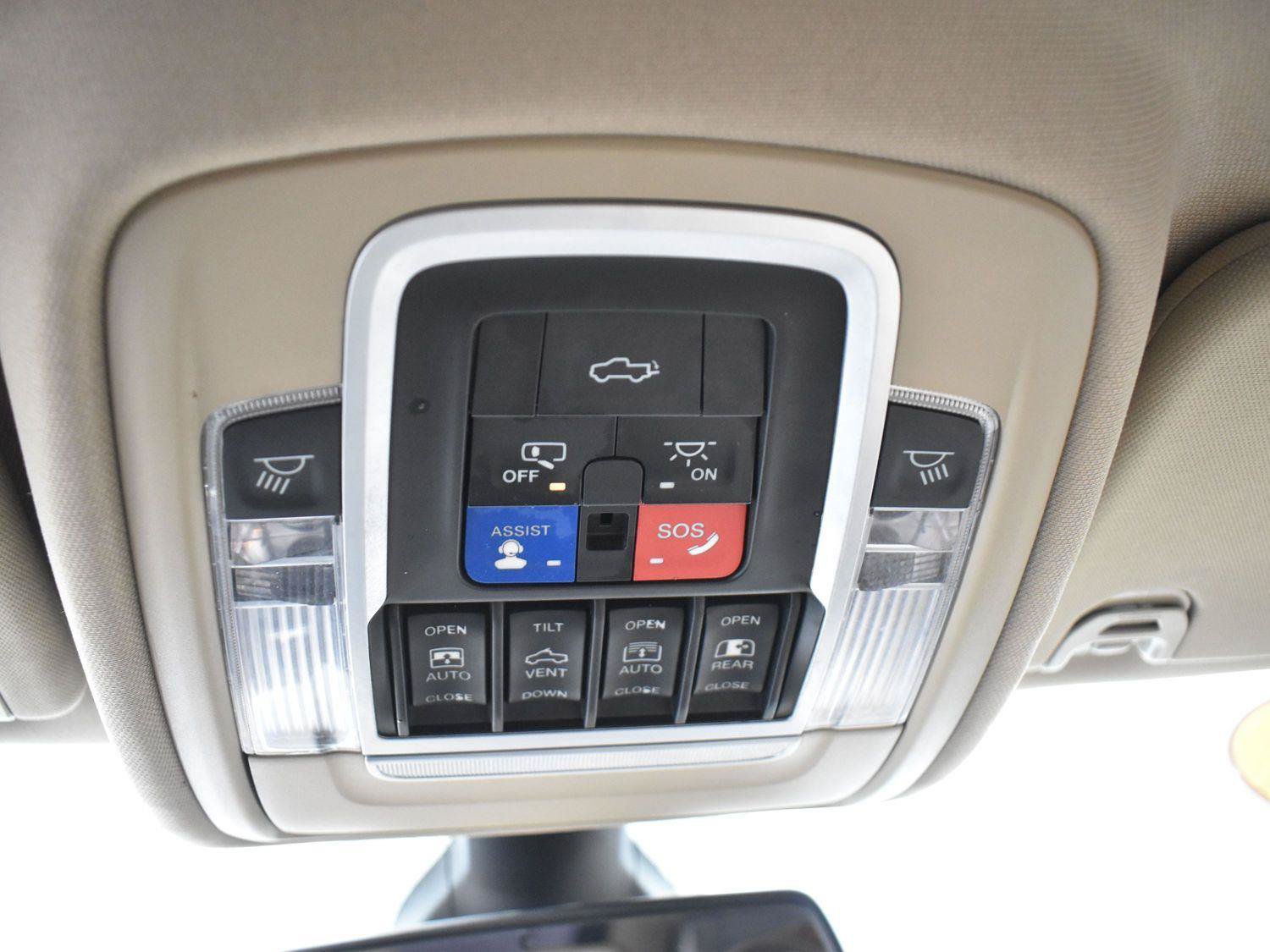 Used 2020 RAM 1500 Laramie AWD/4WD image 22