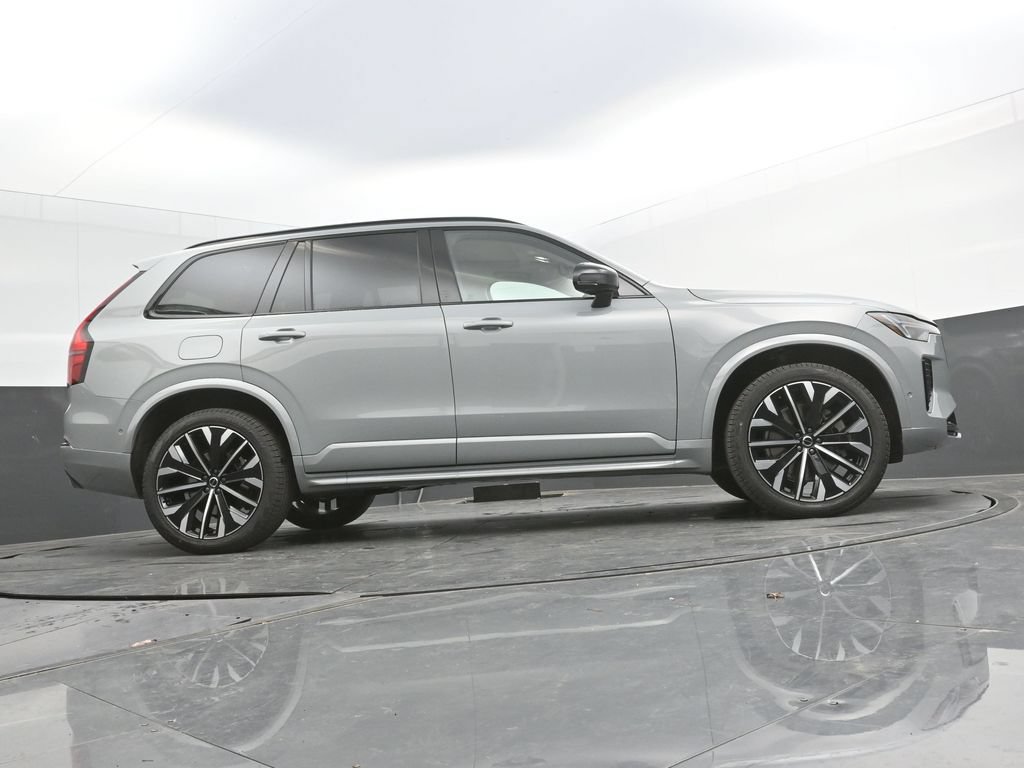 New 2026 Volvo XC90 B6 Ultra w/ Lounge Package AWD/4WD image 36