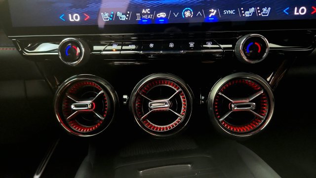 Used 2025 Chevrolet Blazer EV RS FWD image 75
