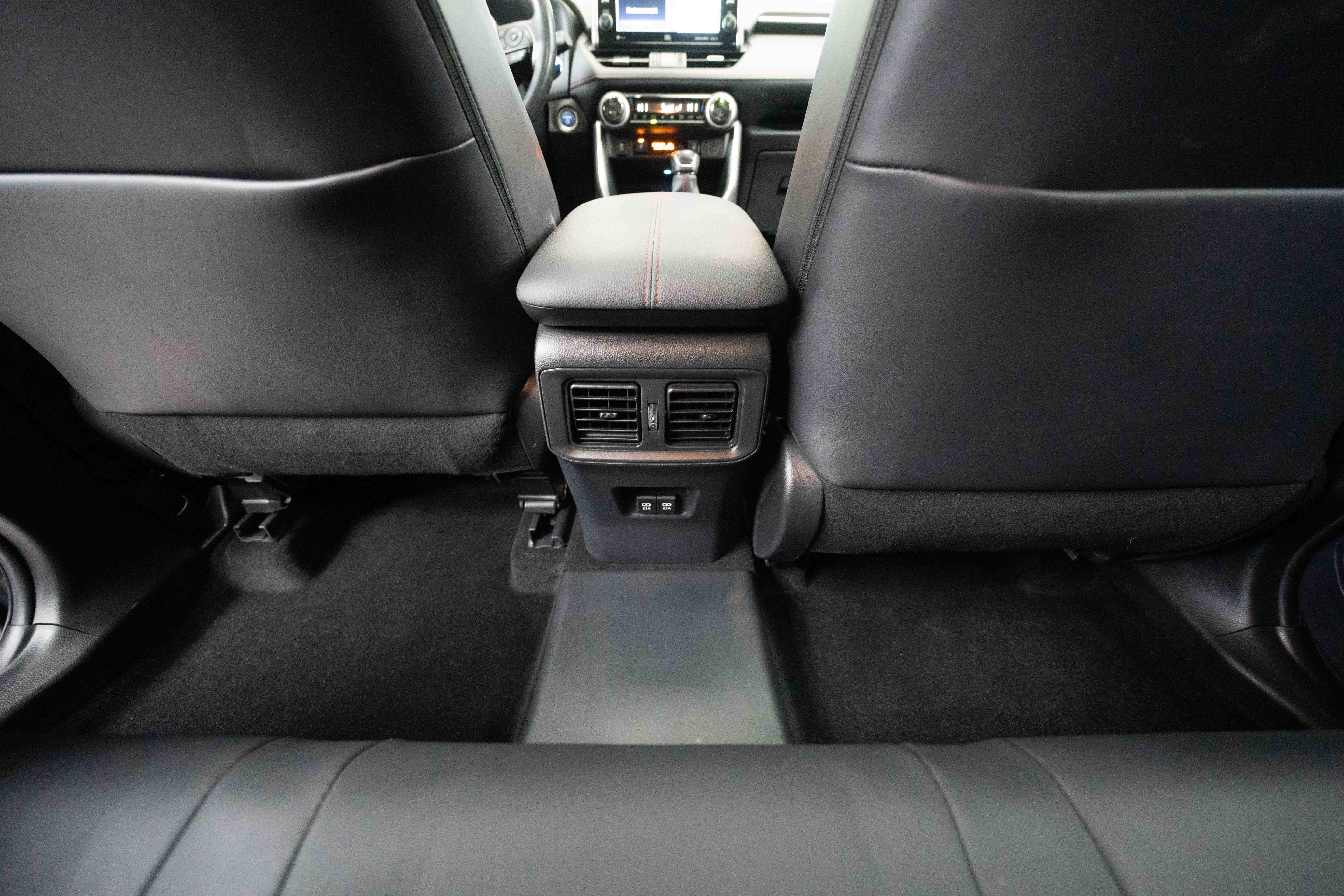 Used 2021 Toyota RAV4 XSE w/ Weather Package image 22