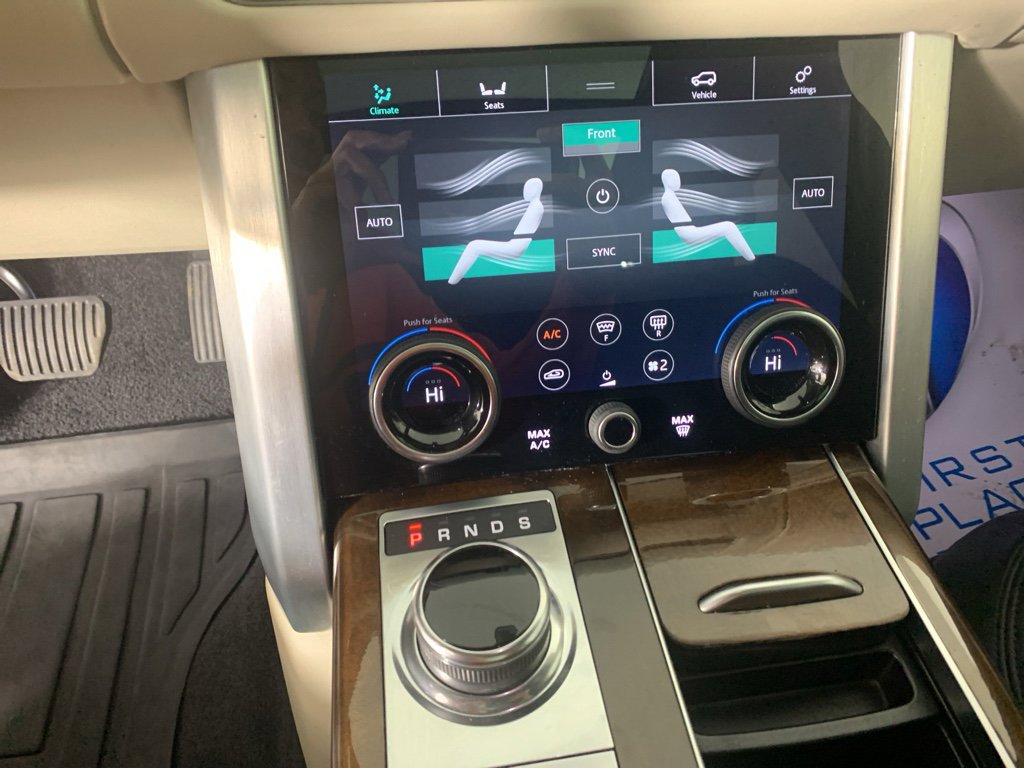 Used 2020 Land Rover Range Rover Long Wheelbase HSE image 24