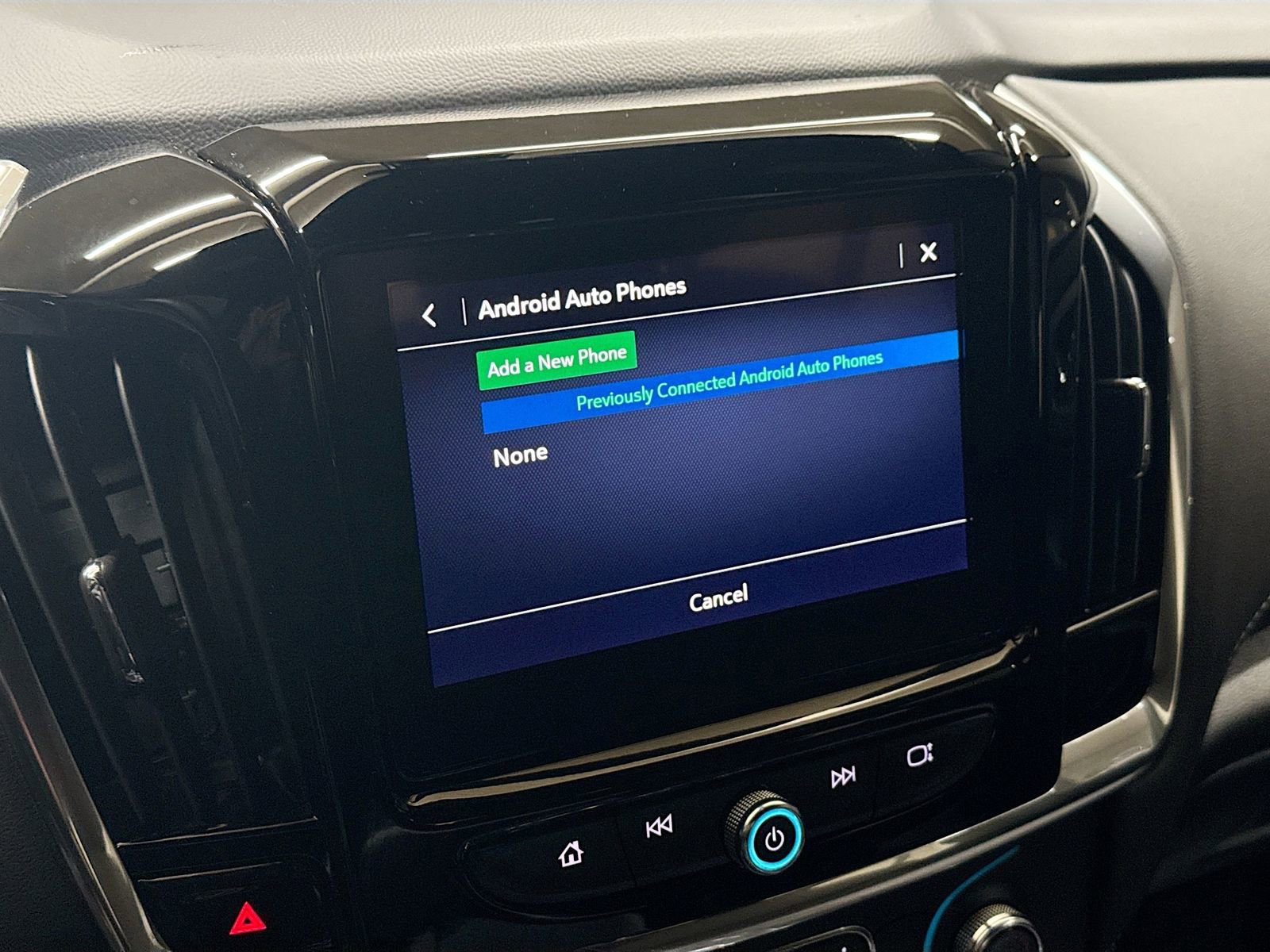 Used 2023 Chevrolet Traverse LT w/ LPO, Floor Liner Package image 16