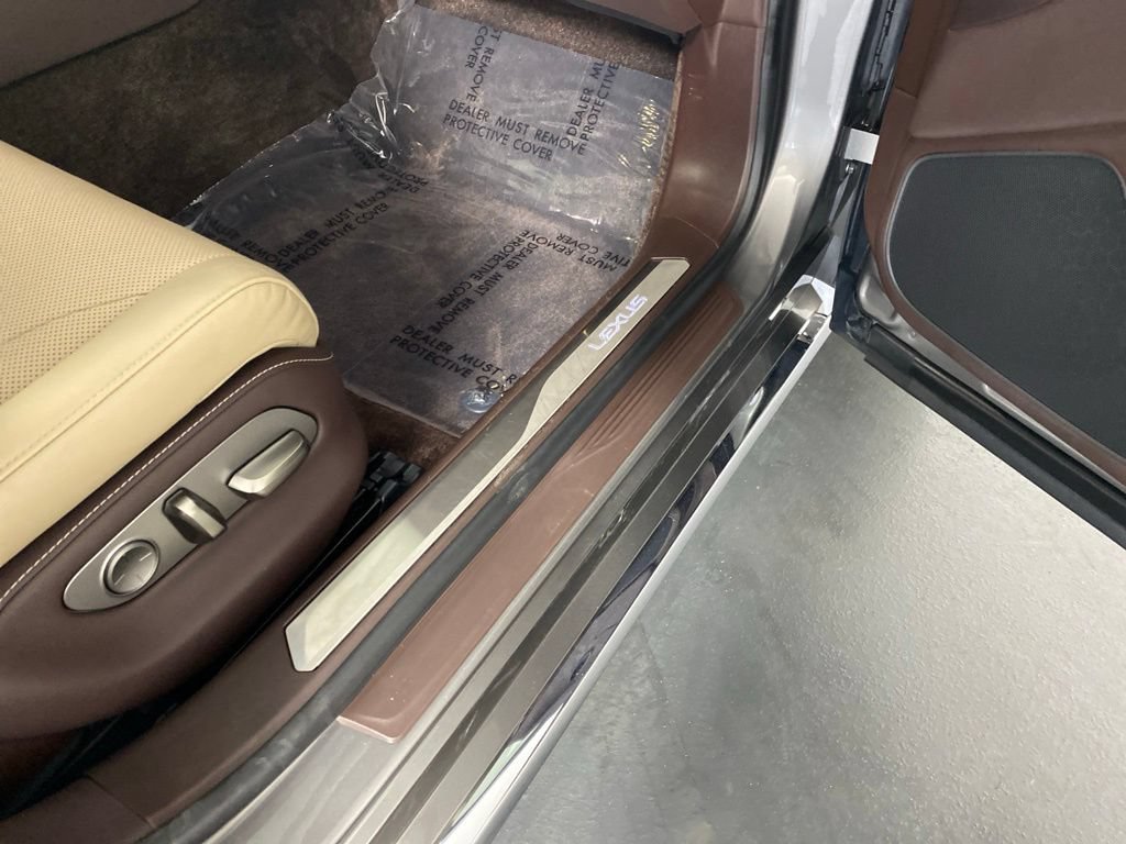 Certified 2020 Lexus LS 500 AWD image 33