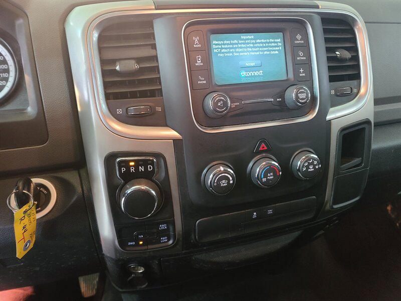 Used 2016 RAM 1500 Classic SLT w/ SLT Plus D←cor Group AWD/4WD image 20