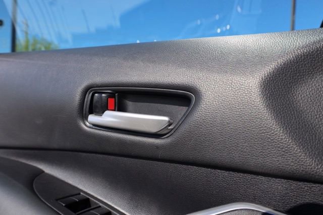 Used 2021 Toyota Corolla SE w/ Carpet Mat Package (TMS) image 23