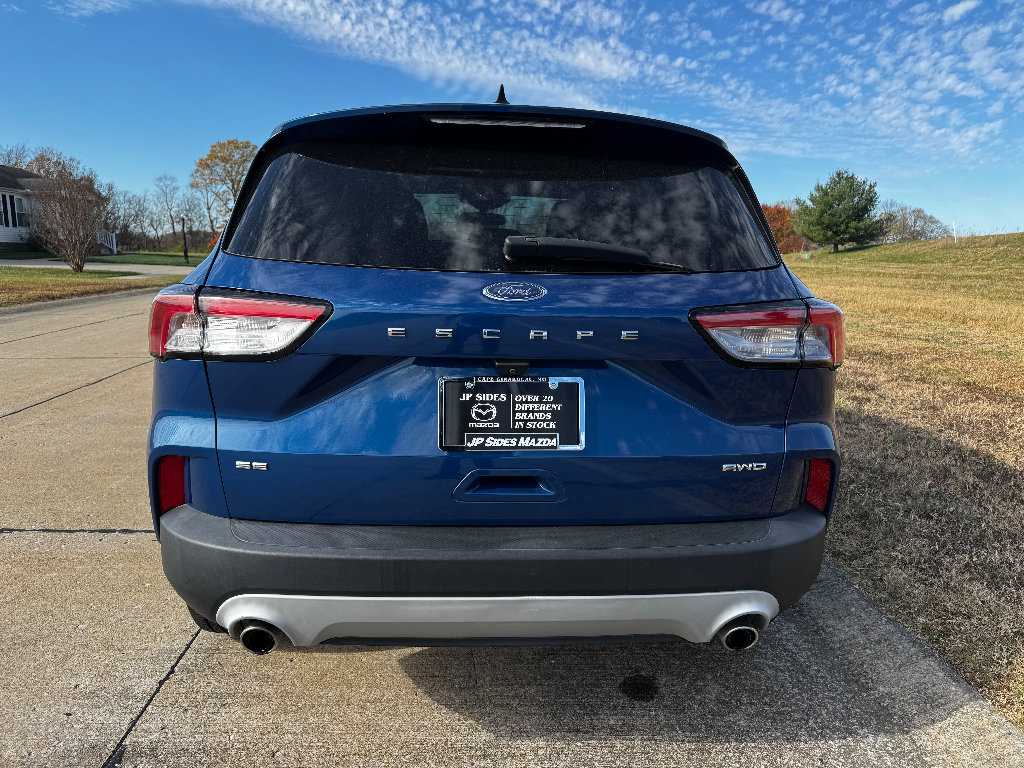Used 2022 Ford Escape SE w/ Cold Weather Package AWD/4WD image 8
