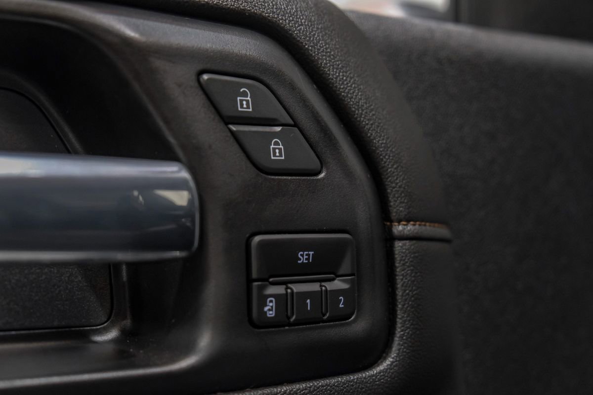 Used 2020 GMC Sierra 2500 AT4 w/ AT4 Premium Package image 44