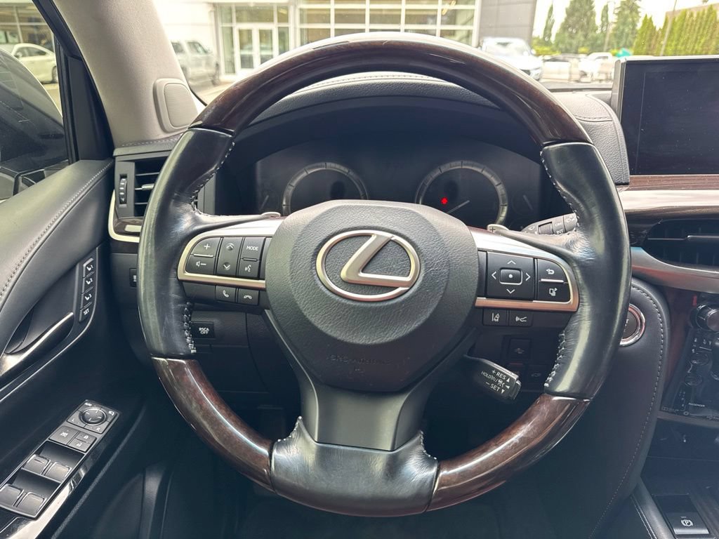 Used 2017 Lexus LX 570 4WD w/ Luxury Package image 24