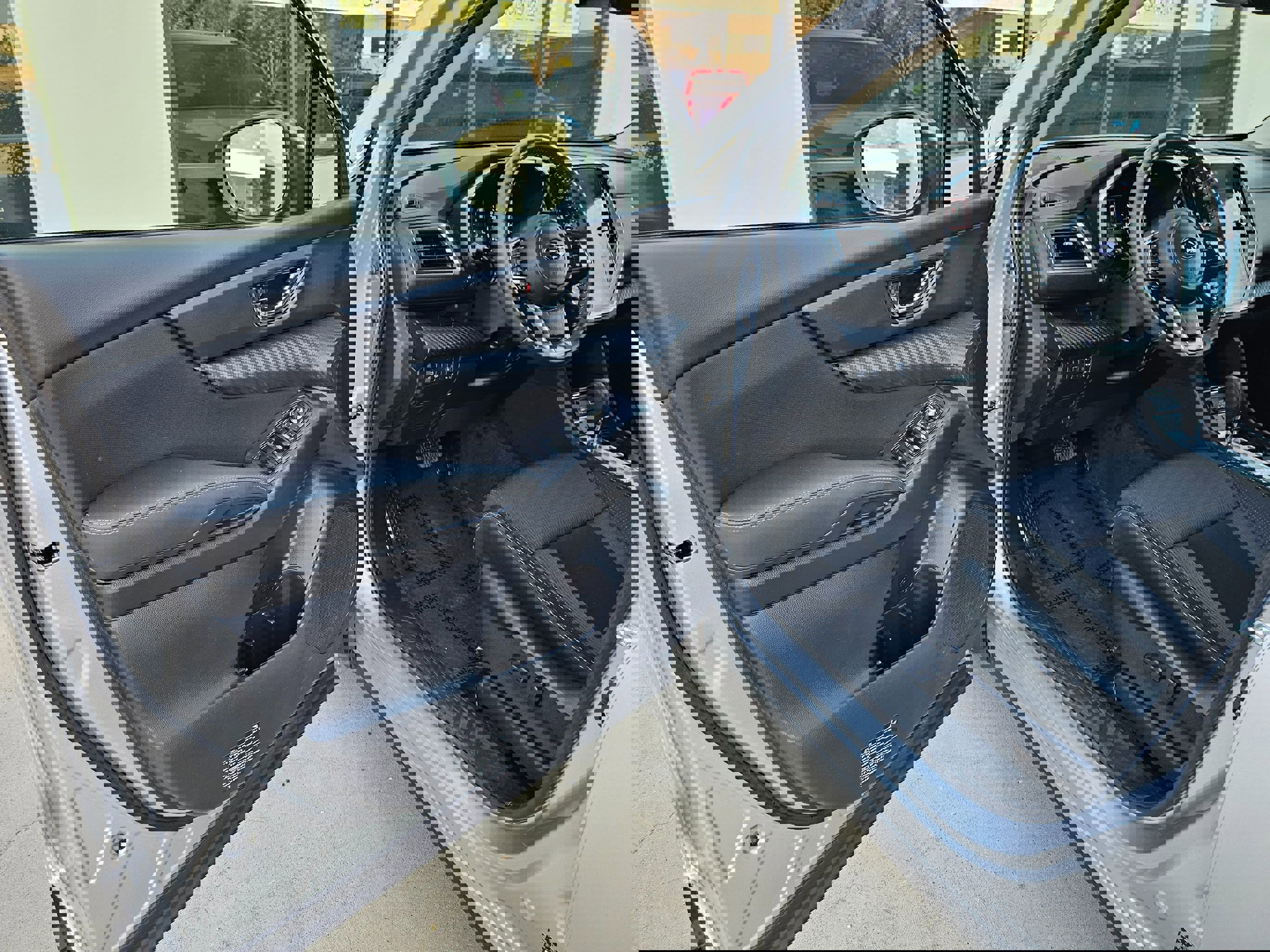 Used 2025 Subaru Ascent Premium image 11