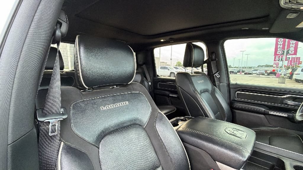 Used 2021 RAM 1500 Laramie AWD/4WD image 32