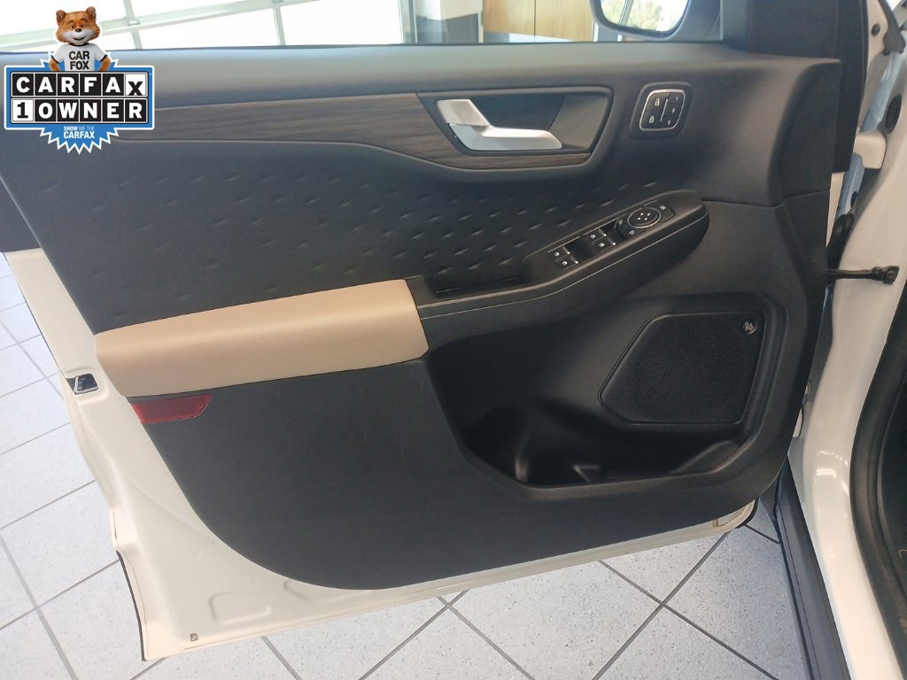 Used 2020 Ford Escape Titanium AWD/4WD image 8