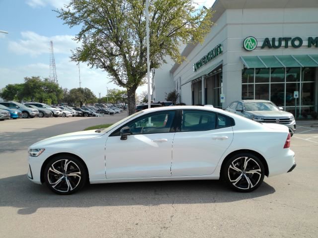 Used 2024 Volvo S60 B5 Core w/ Climate Package image 14