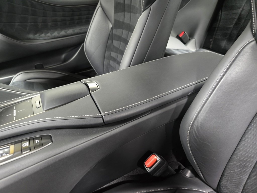 Used 2023 Lexus LC 500 Coupe w/ Performance Package image 30