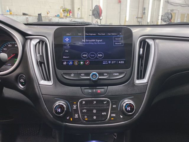 Used 2022 Chevrolet Malibu LT w/ Leather Package image 13