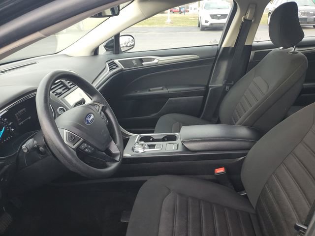 Used 2020 Ford Fusion SE image 16