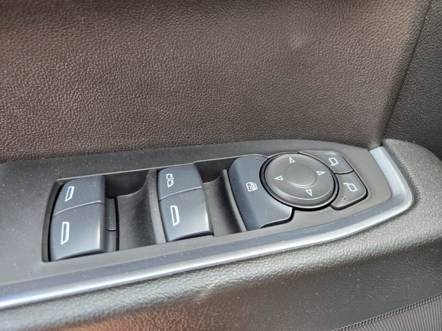 Used 2025 Chevrolet Silverado 1500 LT AWD/4WD image 36