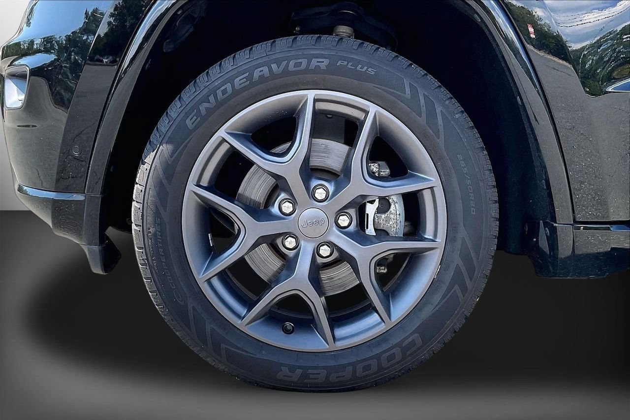 Certified 2021 Jeep Grand Cherokee Limited w/ Quick Order Package 28K 80th AWD/4WD image 34