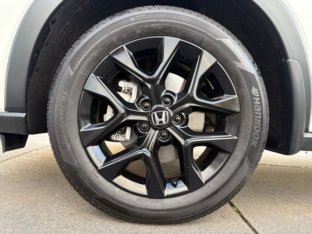 Used 2024 Honda HR-V Sport image 9