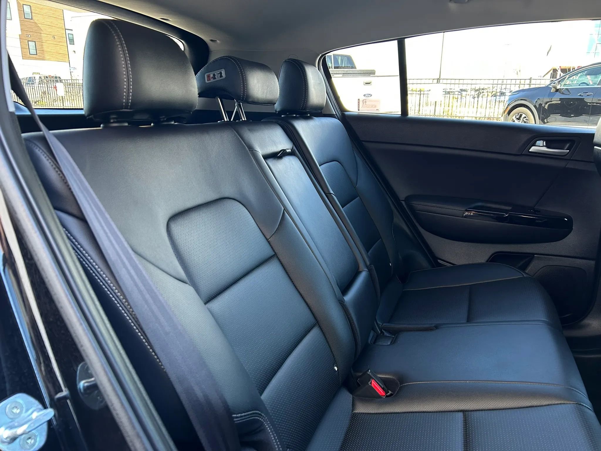 Used 2020 Kia Sportage EX image 8