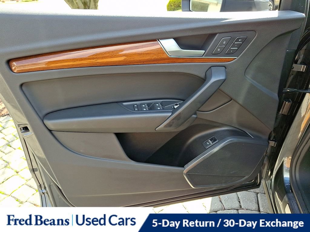 Used 2022 Audi Q5 2.0T Premium image 14