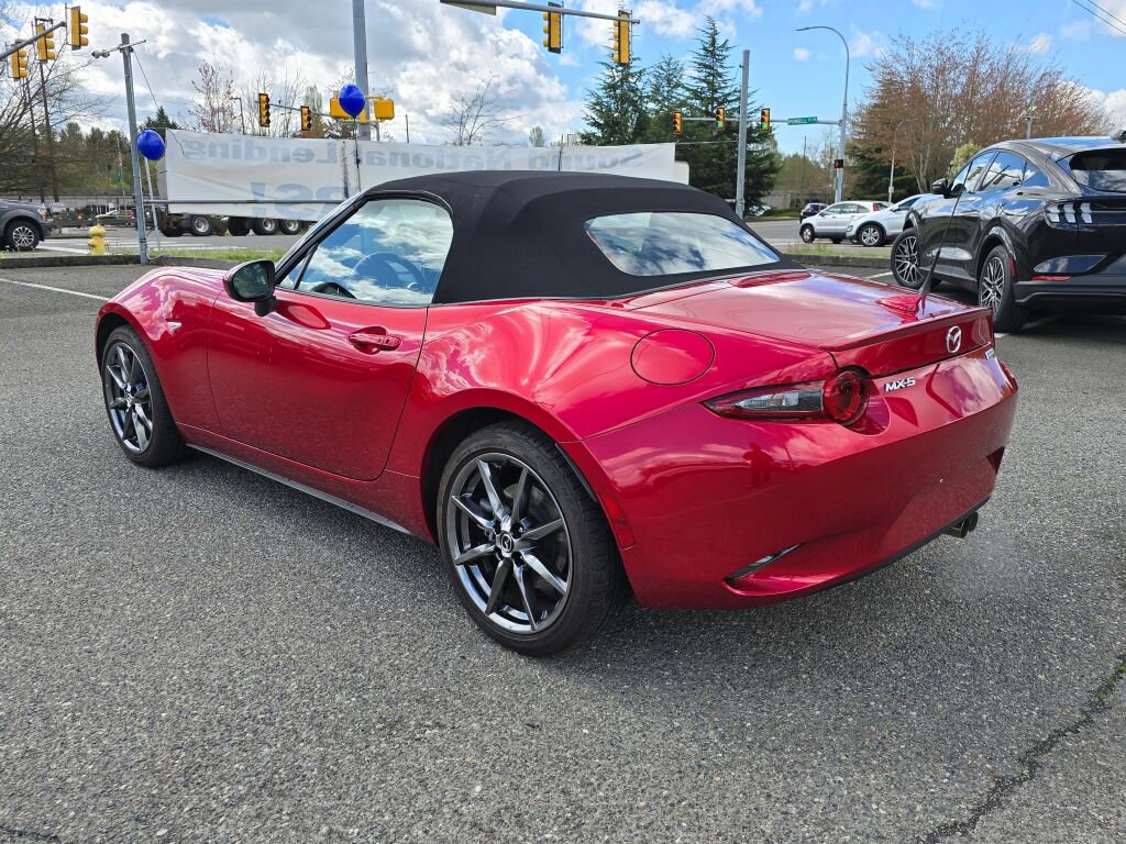 Used 2016 MAZDA MX-5 Miata Grand Touring RWD image 7