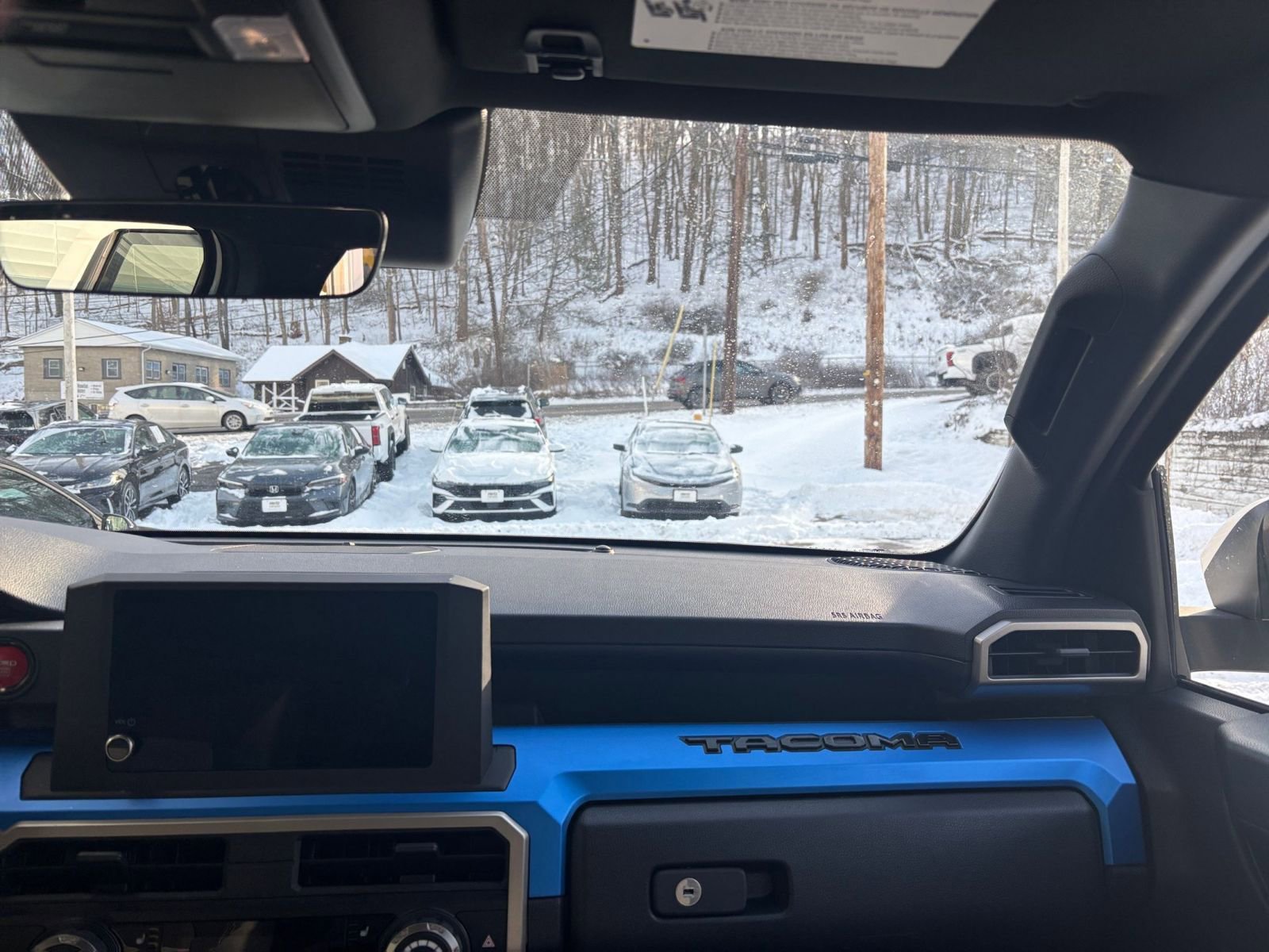 Used 2025 Toyota Tacoma TRD Off-Road image 34