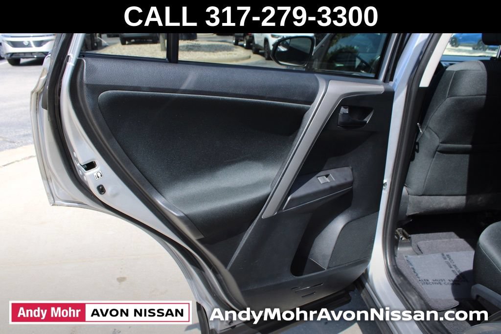 Used 2016 Toyota RAV4 LE AWD/4WD image 25