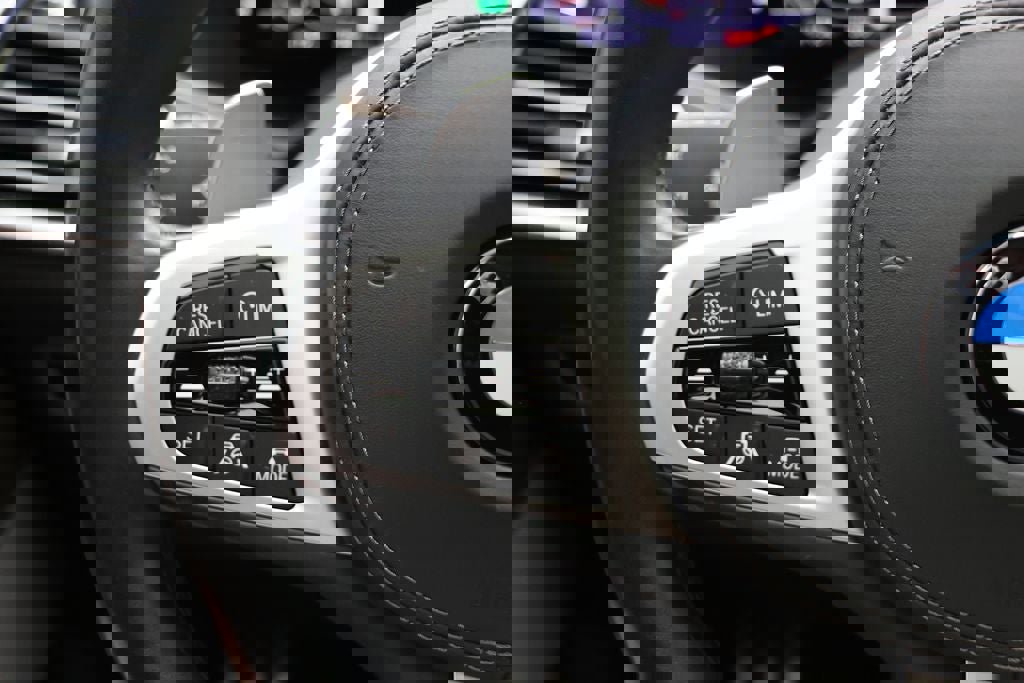 Used 2022 BMW X5 M50i w/ Executive Package image 23