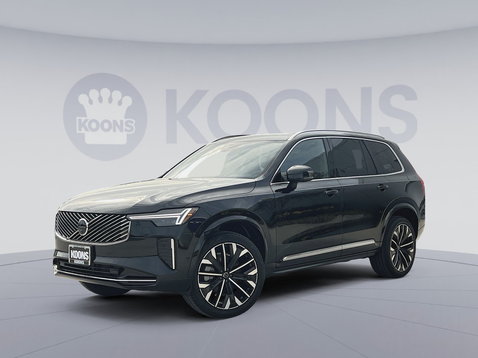 New 2026 Volvo XC90 B5 Plus w/ Protection Package