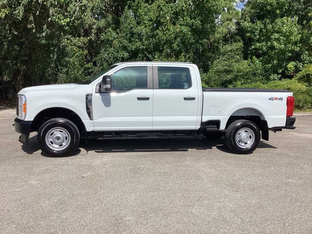 Used 2023 Ford F250 XL AWD/4WD image 7