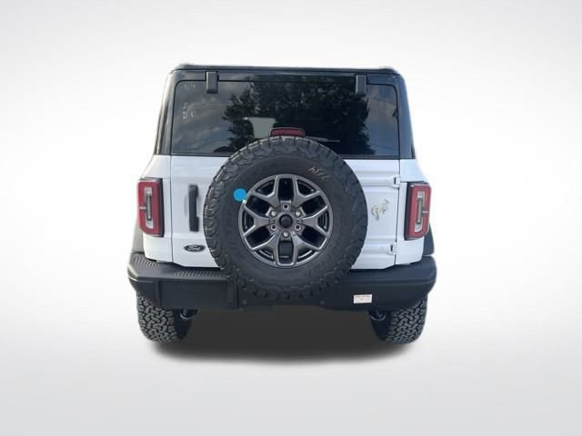 New 2025 Ford Bronco Badlands image 4